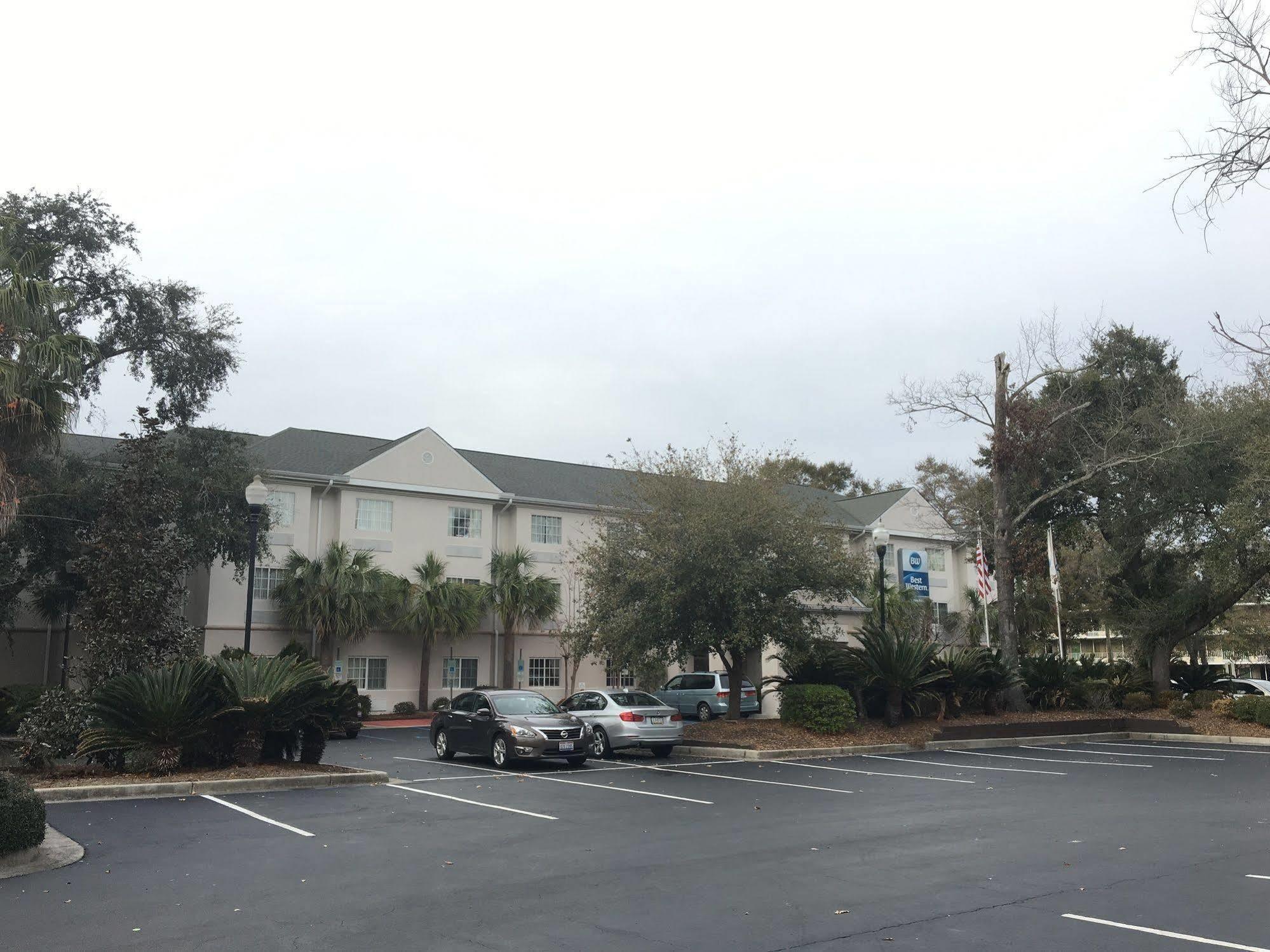 Best Western Patriots Point Маунт Плезант Екстериор снимка